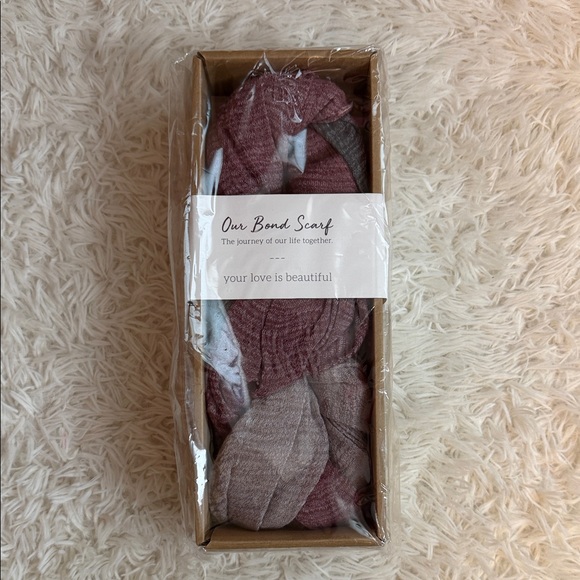 Demdaco Our Bond Love Gray Purple Scarf - Picture 2 of 4